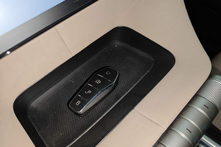 Used BYD Dolphin 2023 420 km Free Version
