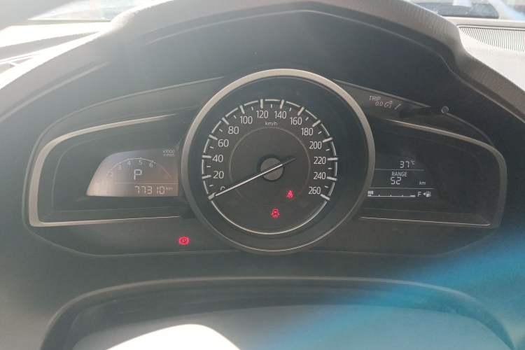 Used Mazda Mazda 3 Axela 2019 Cloud-Controlled Sedan 1.5L Automatic Luxury Model China VI Standard
