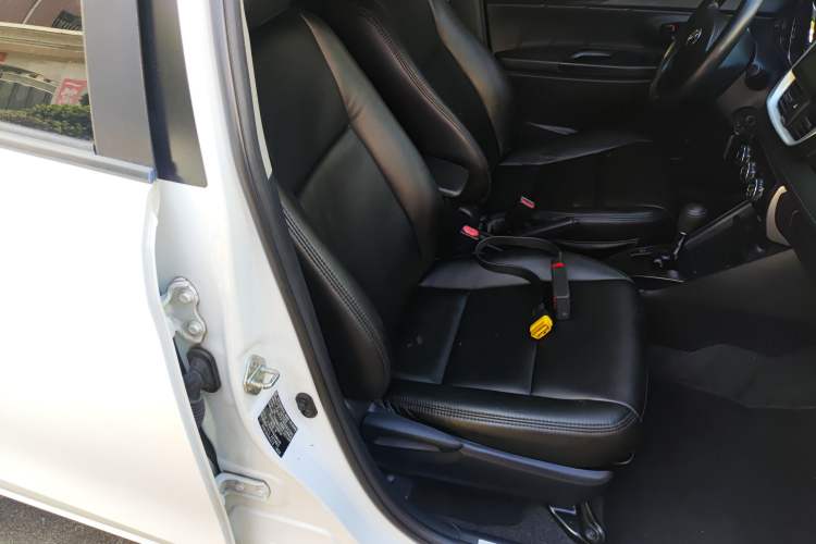 Used Toyota YARiS L 2017 1.5E CVT Dynamic Edition
