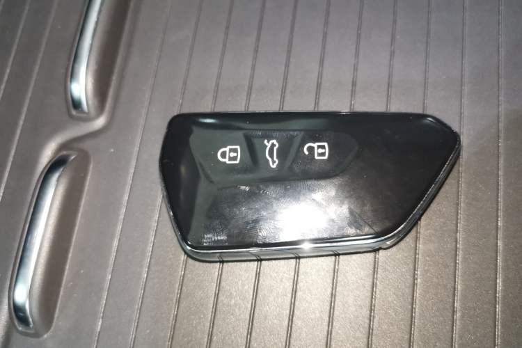 Used Volkswagen ID.4 X 2025 Smart Version Pure & Intelligent Enjoyment Edition