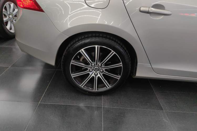 Used Volvo S60 2019 S60L Facelift T5 Smart Luxury Elite Edition
