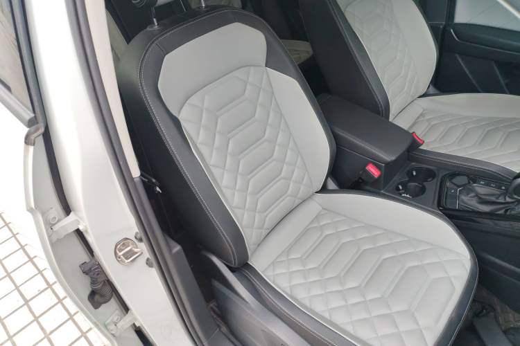 Used Volkswagen Tayron 2023 330TSI Two-Wheel-Drive Luxury Plus Advanced Version