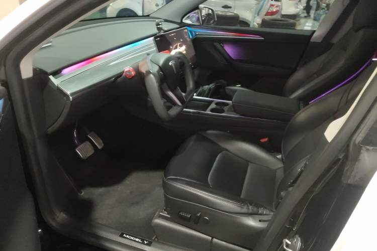 Used Tesla Model Y 2022 Rear-Wheel-Drive Version
