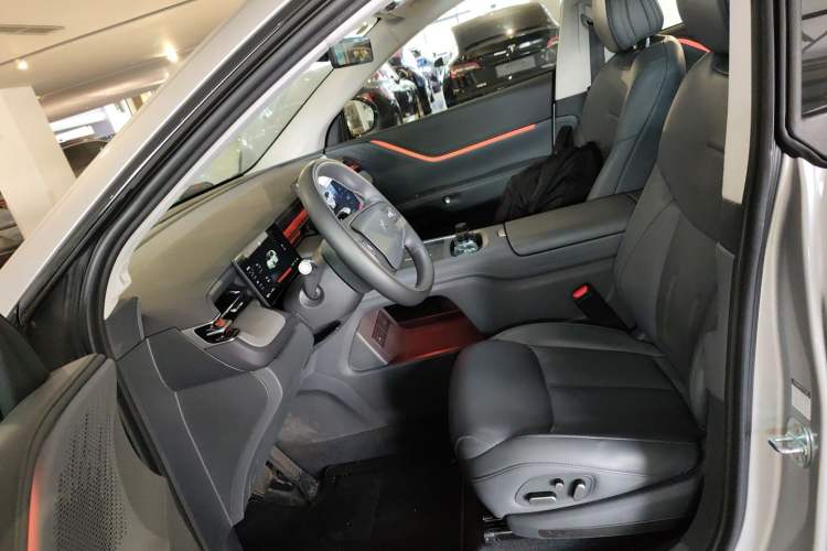 Used XPeng G6 2025 625 Long-Range Max Flagship Edition