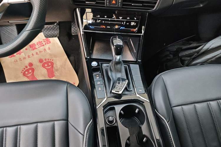 Used Volkswagen Passat 2022 330TSI Elite Edition Custom Version