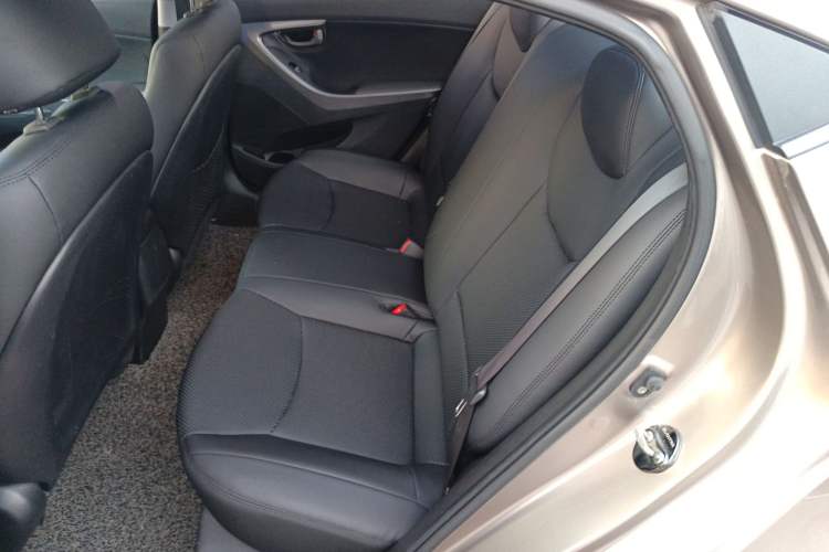 Used Hyundai Elantra 2016 1.6L Automatic Smart Version