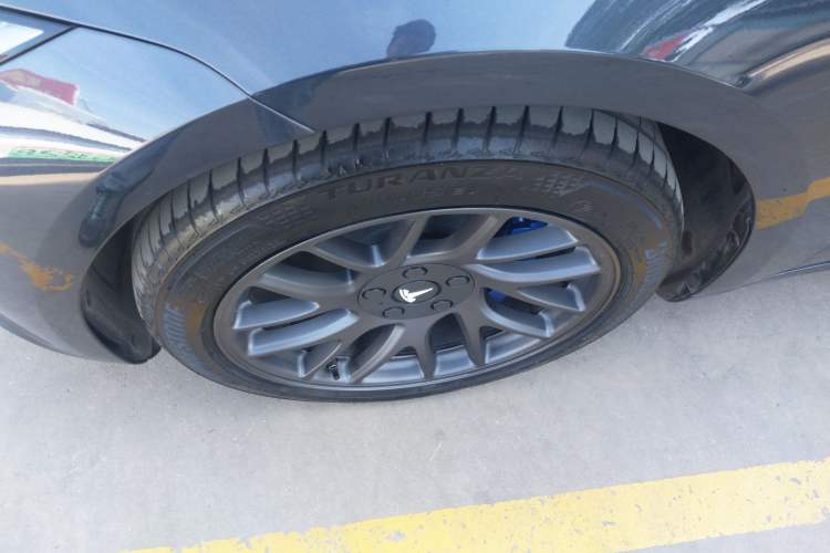 Used Tesla Model 3 2025 Rear-Wheel-Drive Version

