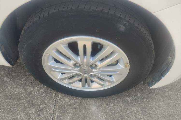 Used Kia Pegas 2017 1.4L Manual Value Edition
