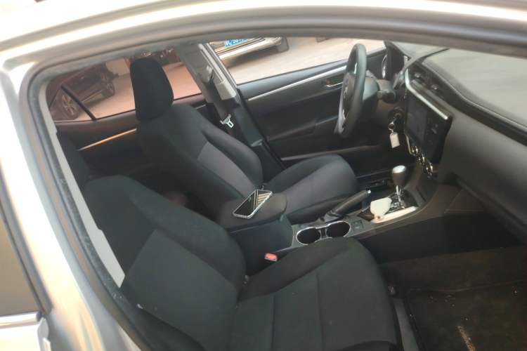 Used Toyota Corolla 2017 Revised Version 1.2T S-CVT GL-i
