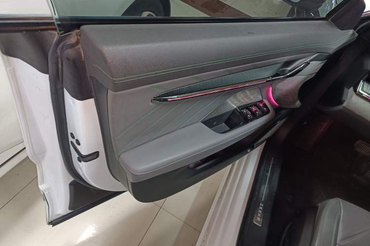 Used Zeekr 001 2022 Long-Range Dual-Motor WE Edition
