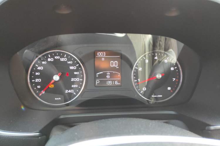 Used Roewe RX5 2016 20T Two-Wheel Drive Automatic Flagship Edition
