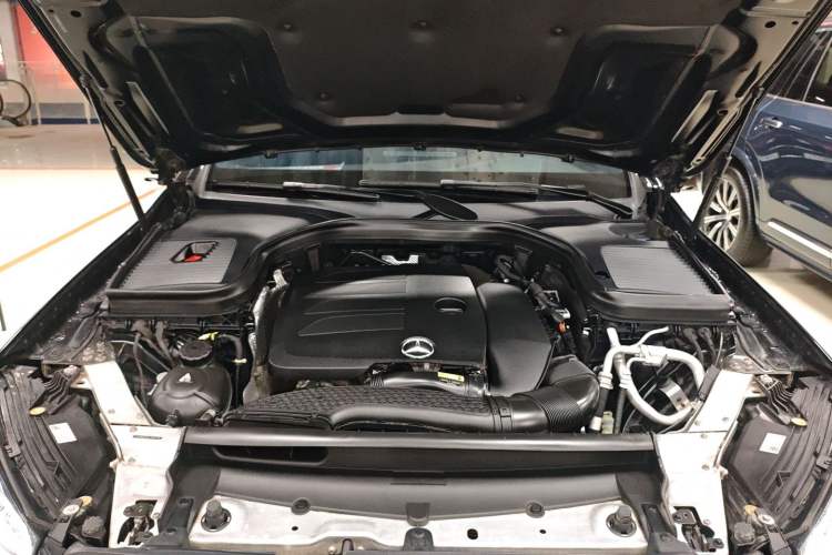 Used Mercedes-Benz GLC 2020 Facelift GLC 300 L 4MATIC Dynamic Edition
