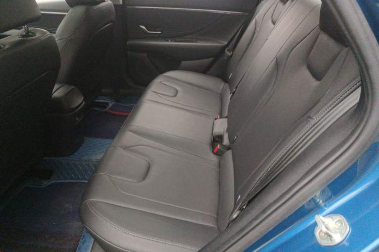 Used Hyundai Elantra 2021 1.5L CVT GLX Elite Edition
