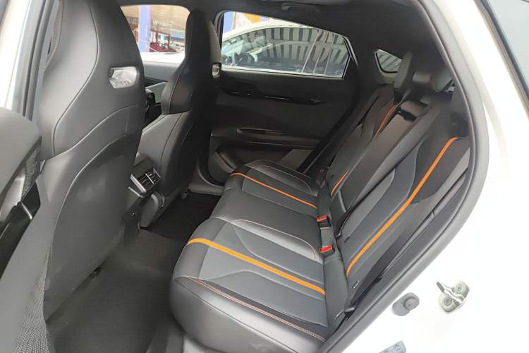 Used Changan UNI-V 2024 1.5T Prestige Edition
