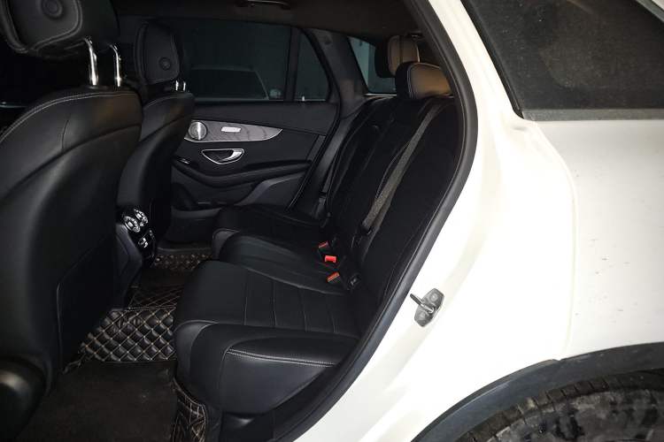 Used Mercedes-Benz GLC 2022 Second Facelift GLC 260 L 4MATIC Luxury Edition