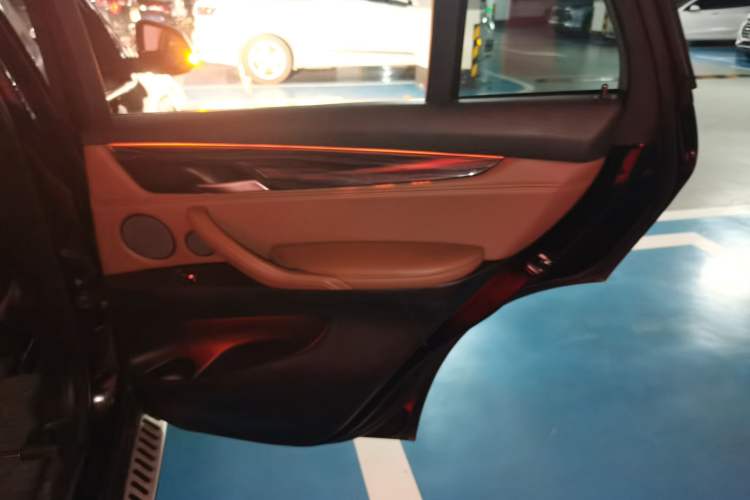 Used BMW X5 2015 xDrive35i U.S. specification
