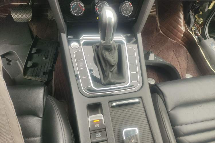 Used Volkswagen Magotan 2019 330TSI DSG Leading Model China VI Standard
