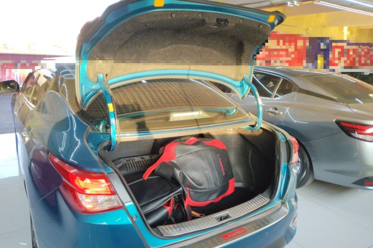 Used Nissan Lannia 2016 1.6L CVT Smart Cool Edition
