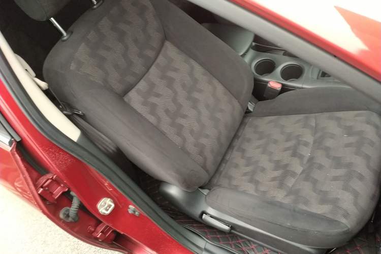 Used Nissan Tiida 2014 1.6L CVT Comfort Model
