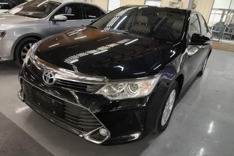 Used Toyota Camry 2016 2.0E 10th Anniversary Elite Edition