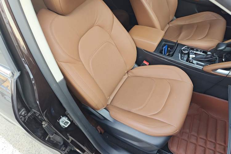 Used BORGWARD BX7 2016 28T Two-Wheel Drive Luxury Version 5 Seats
