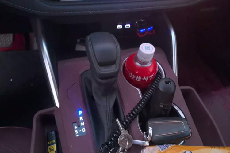 Used Toyota Highlander 2023 2.5L Smart Electric Hybrid Dual-Engine Two-Wheel Drive Elite Version 7-Seater PLUS Edition