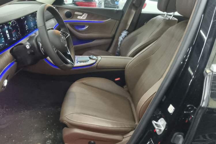 Used Mercedes-Benz E-Class 2023 Updated E 300 L Fashion Edition
