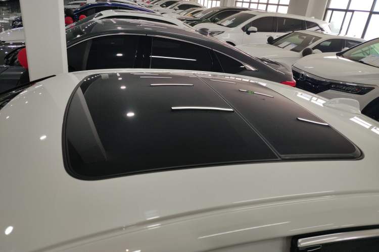 Used Volvo S60 2025 B4 Zhiyi Luxury Edition
