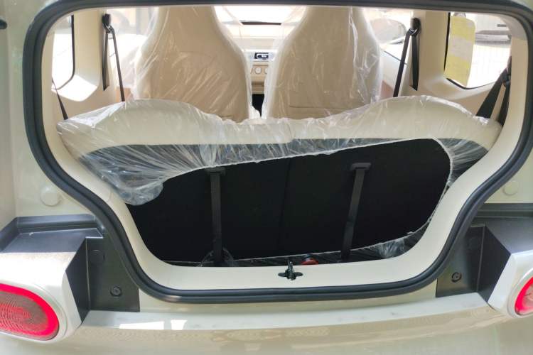 Used Wuling Hongguang MINIEV 2024 3rd Generation 215km Youth Edition
