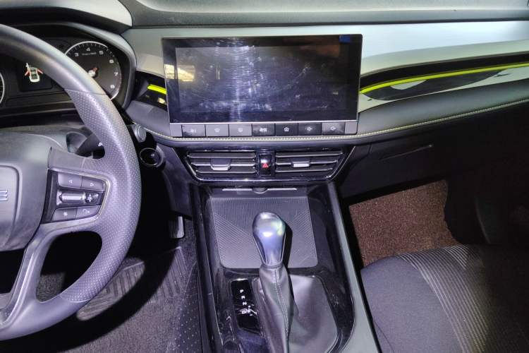 Used Roewe i5 2021 1.5L CVT Platinum Edition