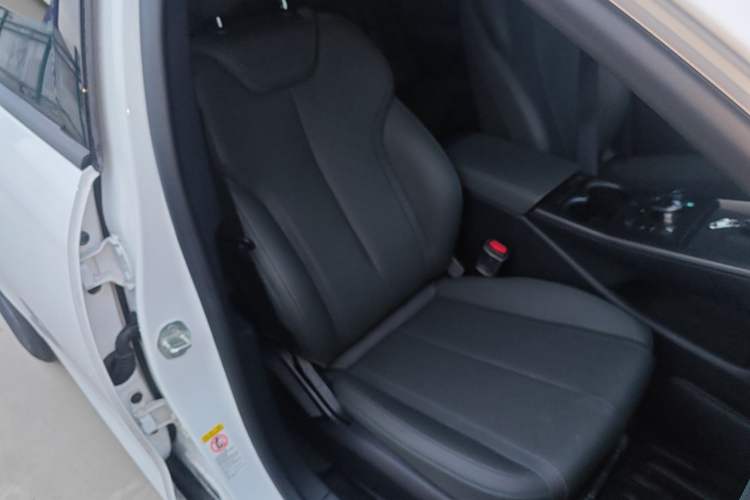 Used BYD Qin PLUS 2025 DM-i Smart Drive 55KM Leading Model
