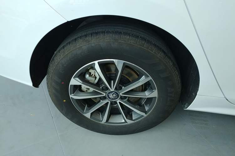 Used BYD Qin PLUS 2024 HONOR Edition DM-i 55KM Leading Model
