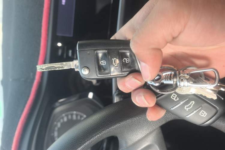 Used Volkswagen Bora 2021 1.5L Automatic Fashionable Smart Connectivity Version
