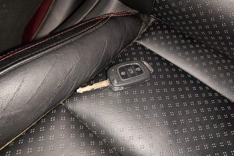 Used Hyundai Elantra 2016 1.6L Automatic ZhiXuan – Elite Version