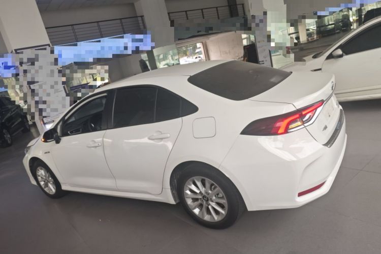 Used Toyota Corolla 2021 Dual-Motor 1.8L E-CVT Elite Edition

