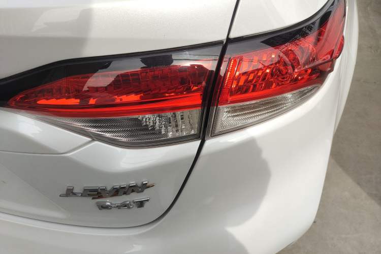 Used Toyota Levin 2021 185T CVT Luxury Edition