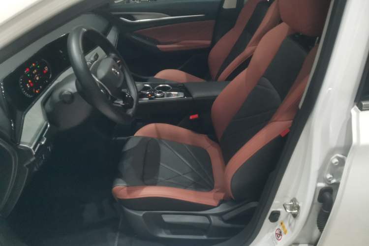 Used Changan Eado 2023 Changan Edition PLUS Blue Whale NE 1.4T GDI DCT Prestige Version