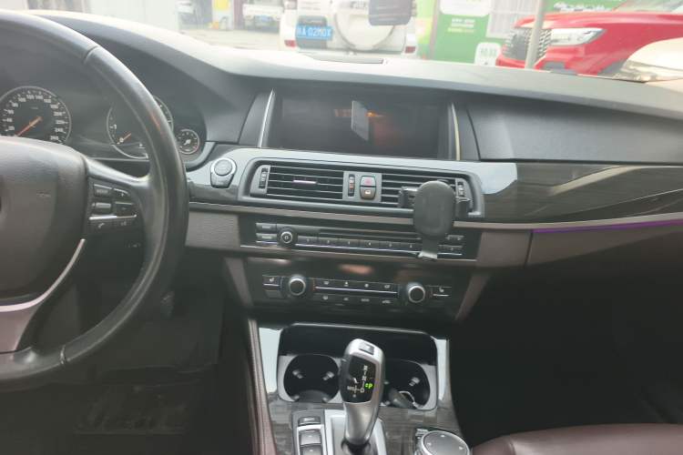 Used BMW 5 Series 2017 525Li Luxury Design Package
