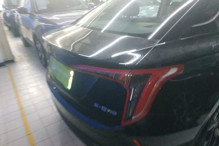 Used Hongqi E-QM5 2021 Charging Version Flagship Edition
