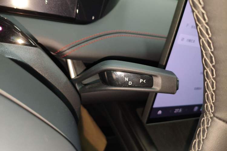 Used  SU7 2024 Rear-Drive Long-Range Intelligent Driving Version
