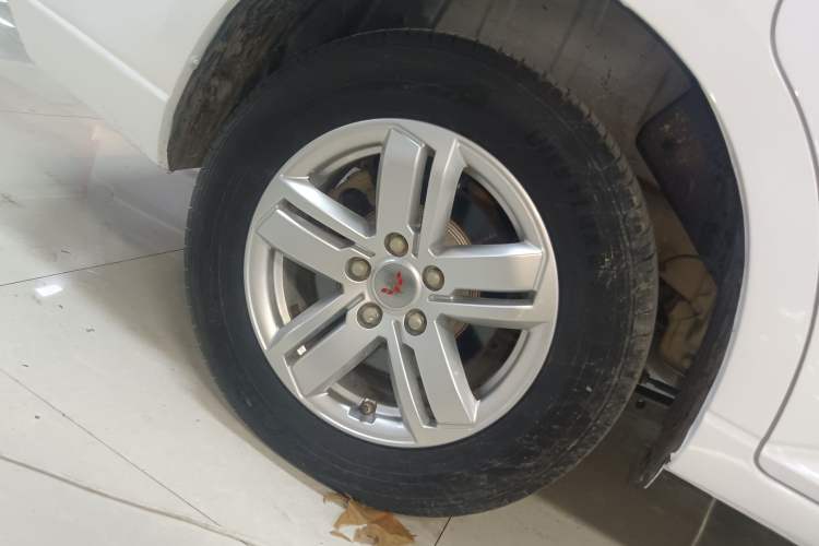 Used Wuling Hongguang PLUS 2019 1.5T Manual Luxury 7-Seater
