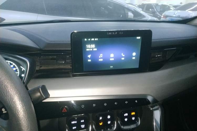 Used BAIC Beijing X3 2019 1.5T Manual Glory Edition
