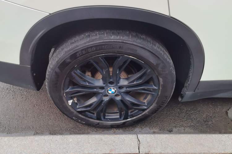 Used BMW X1 2019 sDrive20Li Leading Model
