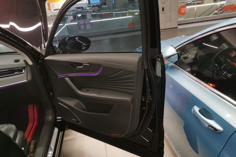 Used Hongqi HS5 2023 2.0T Qixiang Pro Edition
