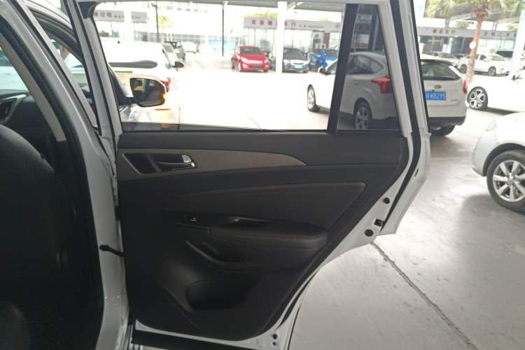 Used Changan CS75 2017 Shangkui Edition 1.5T Automatic Fengxiang Model