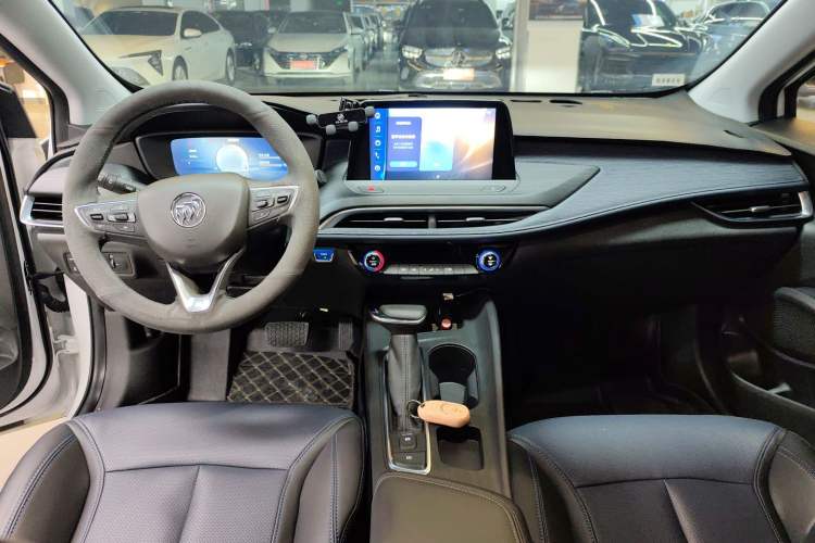 Used Buick Velite 6 2024 450km Range Commuter Version
