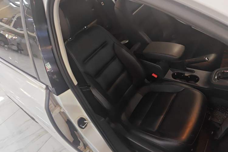 Used Volkswagen Sagitar 2014 1.4TSI Automatic Luxury Model