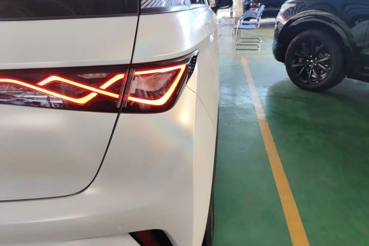 Used BYD Dolphin 2023 420 km Fashion Edition
