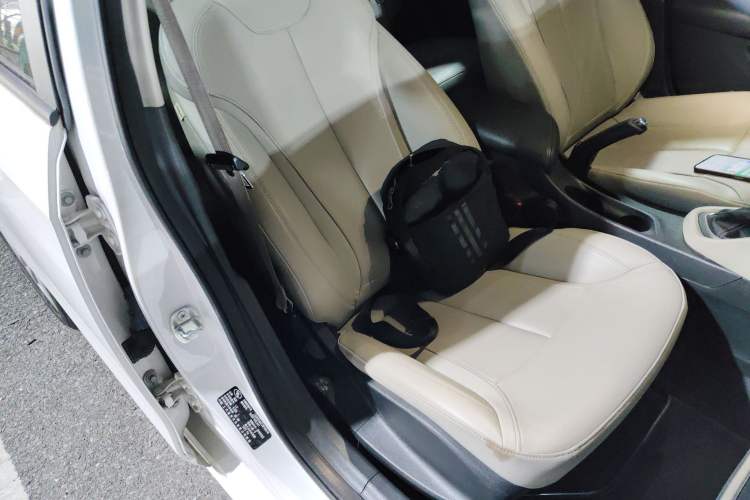 Used Buick GT 2018 15T Dual-Clutch Elite Model China V Standard
