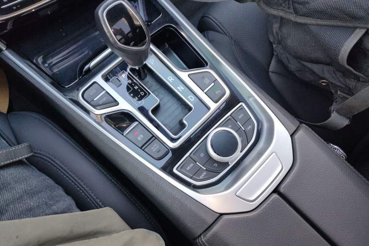 Used Geely Auto Emgrand GT 2017 1.8T Zunya Model
